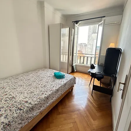 Apartament 4 Face Gare Nice-ville *